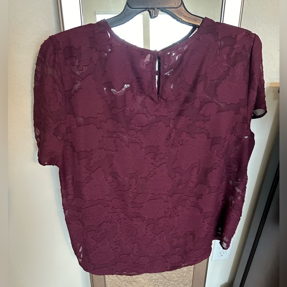Torrid Abbey Chiffon Clip Floral Top Size 1 - Picture 6 of 8